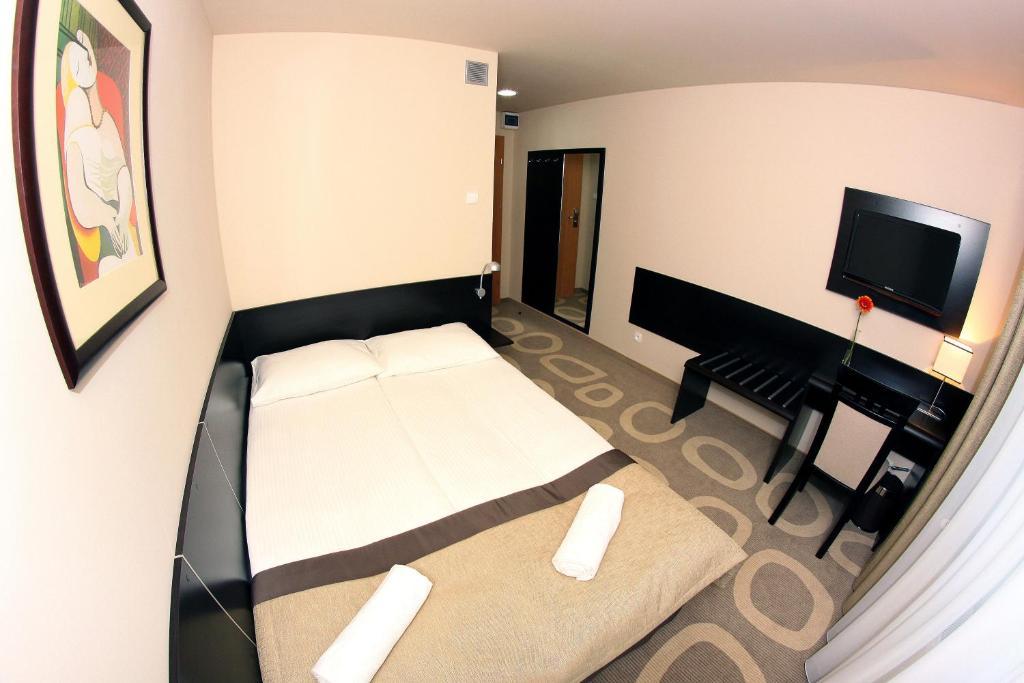 Hotel Picaro Stok Lagow (Swiebodzin) Quarto foto
